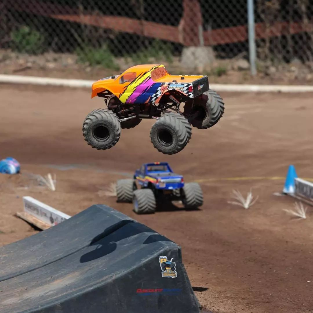BMRC-PM – PeaceMaker Carbon Fiber Chassis