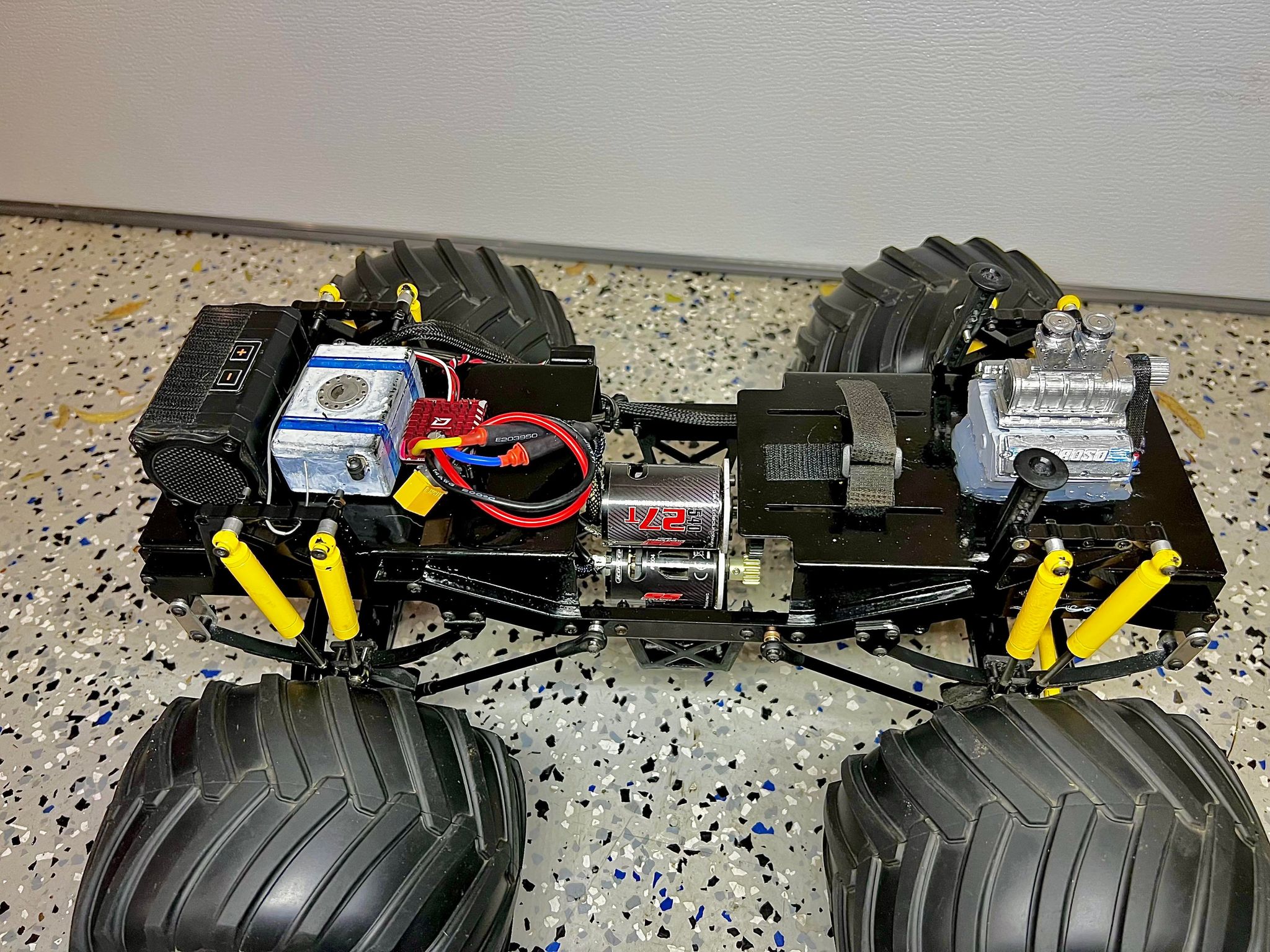 BMRC-STAGE1 – ShaftSquatch Retro Chassis